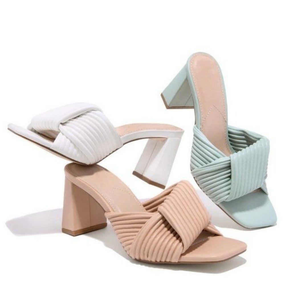 !! NEW !! Sustainable Square Toe Block Heel Mules in Mint Green - Picture 3 of 10